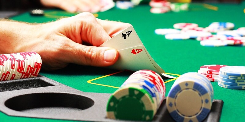 Thông tin khái quát về cách tính Thùng trong Poker
